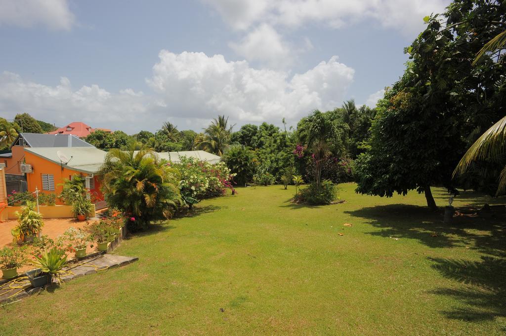 Au Domaine Des Bougainvilliers Villa Sainte-Rose Exterior photo